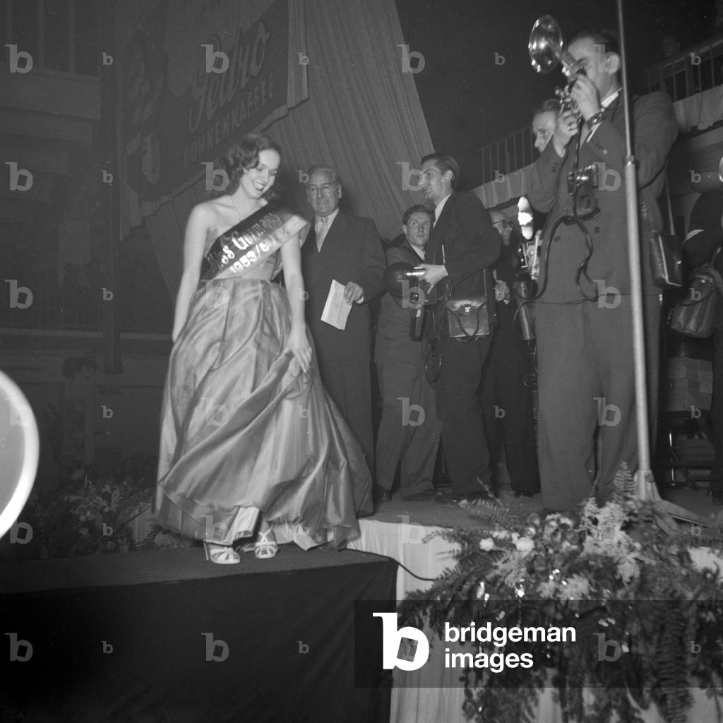 Congratulations to Heide Krueger, winner of the Miss Germany 1953 / 54 voting in Hamburg