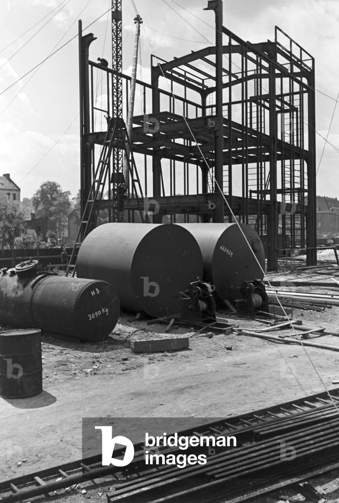 A guided tour through a factory of fatty acid in Witten, Germany 1930s (b/w photo)