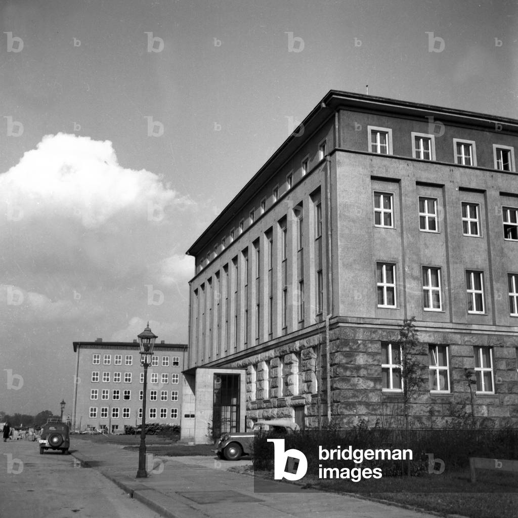 New constructed buildings at the city of Dresden, ca 1954