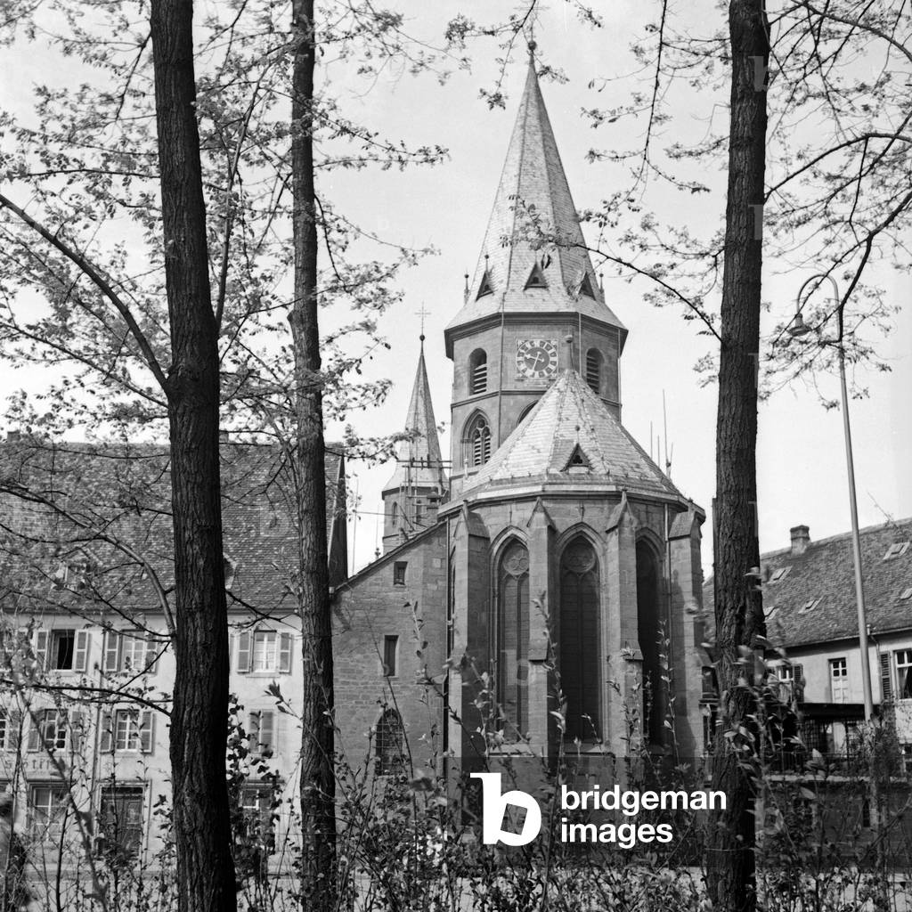 St Martin's and St Mary's collegiate church at Kaiserslautern, Germany 1930s (b/w photo)