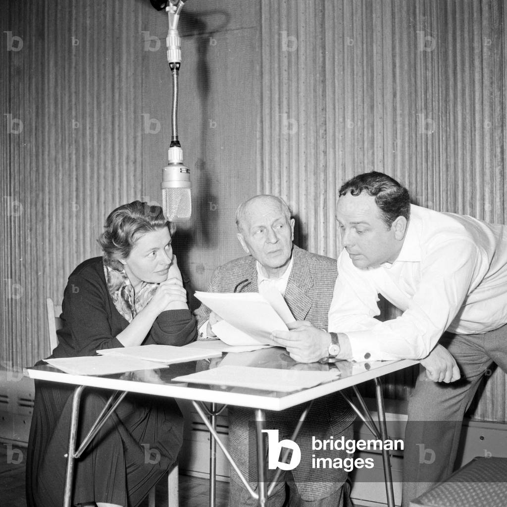 Gisela von Collande, Paul Bildt and Wolfgang Wahl speaking at the audio play 