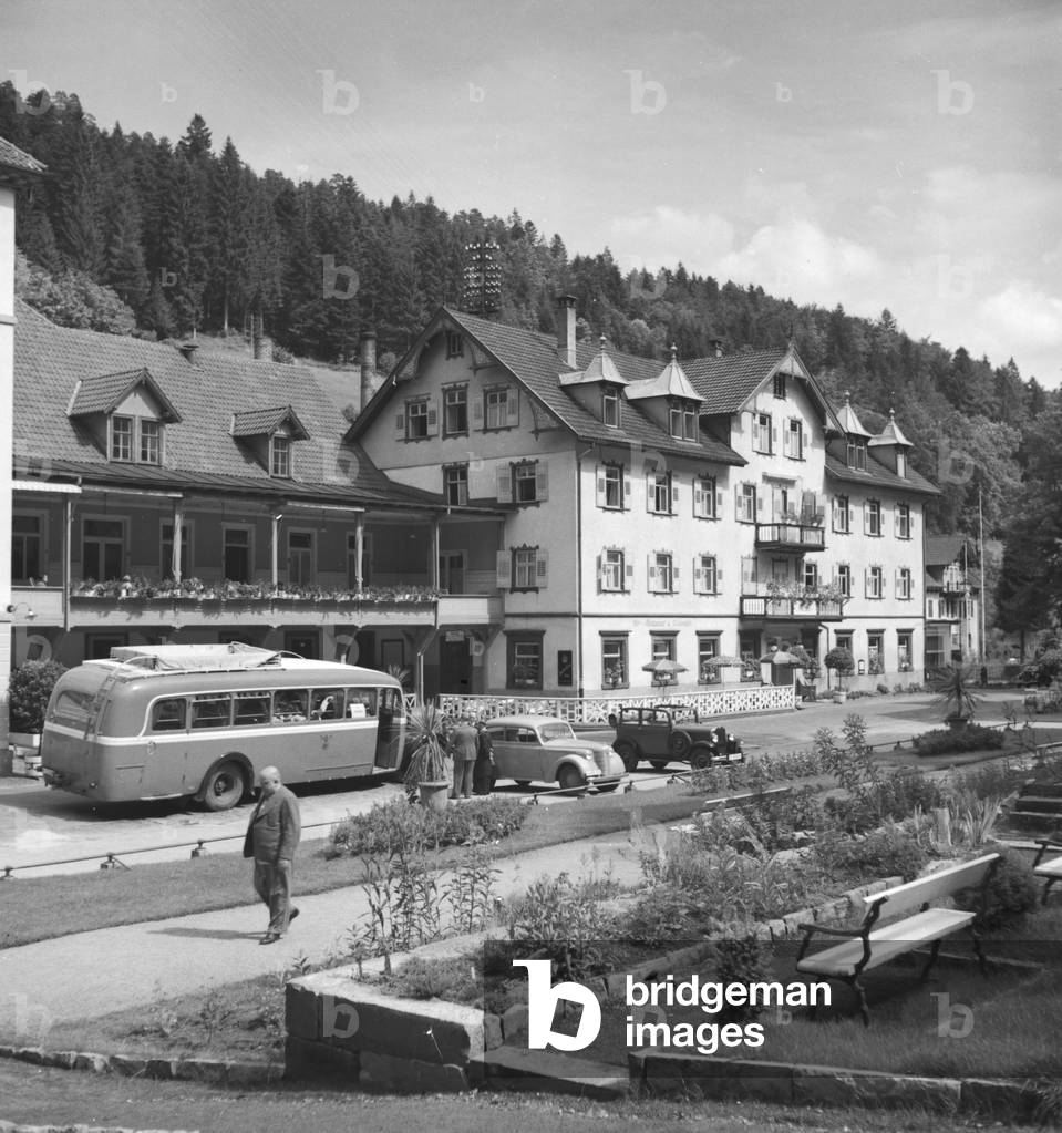 At the climatic spa Bad Rippoldsau Schapbach in the Black Forest region, Germany 1930s (b/w photo)