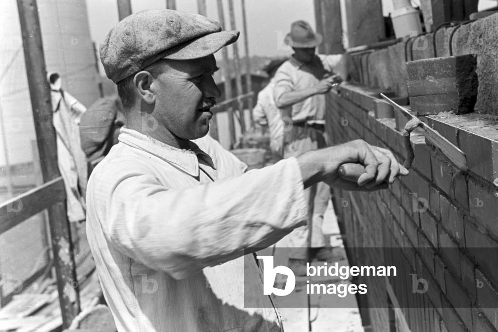 Craftsmen working, Witten, Germany 1930s (b/w photo)
