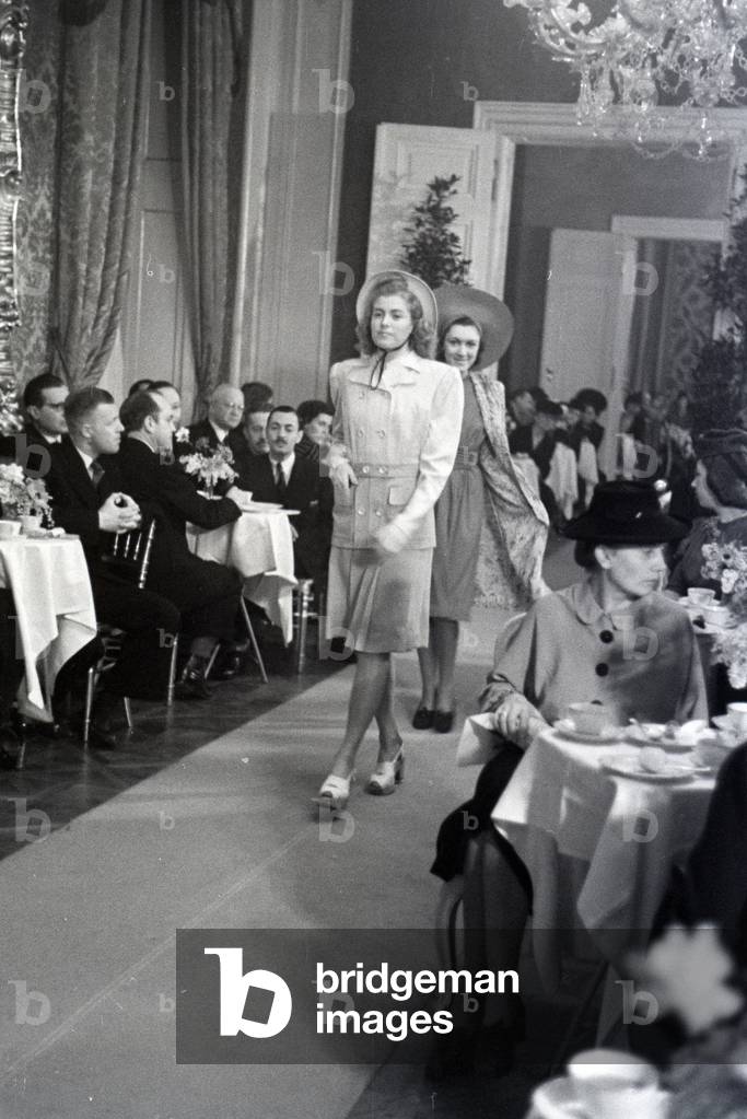 On the occasion of the Vienna fashion week in the house of fashion 