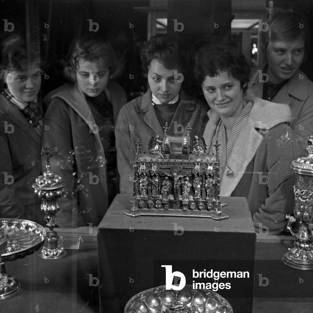 Guided tour through a museum at Lueneburg, Germany 1960s