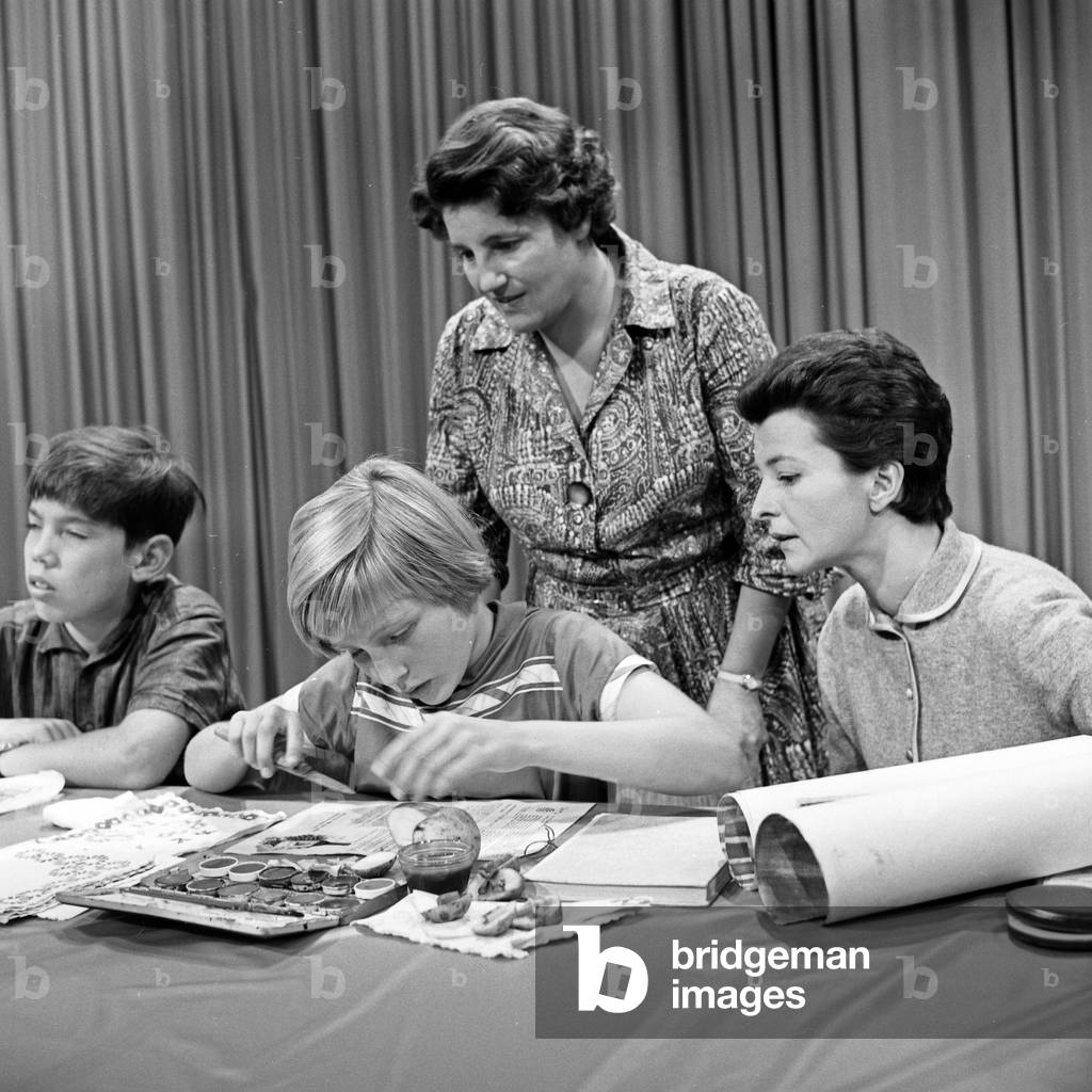 Children doing handicrafts with Irene Koss and Charlotte Piper, Germany 1960s