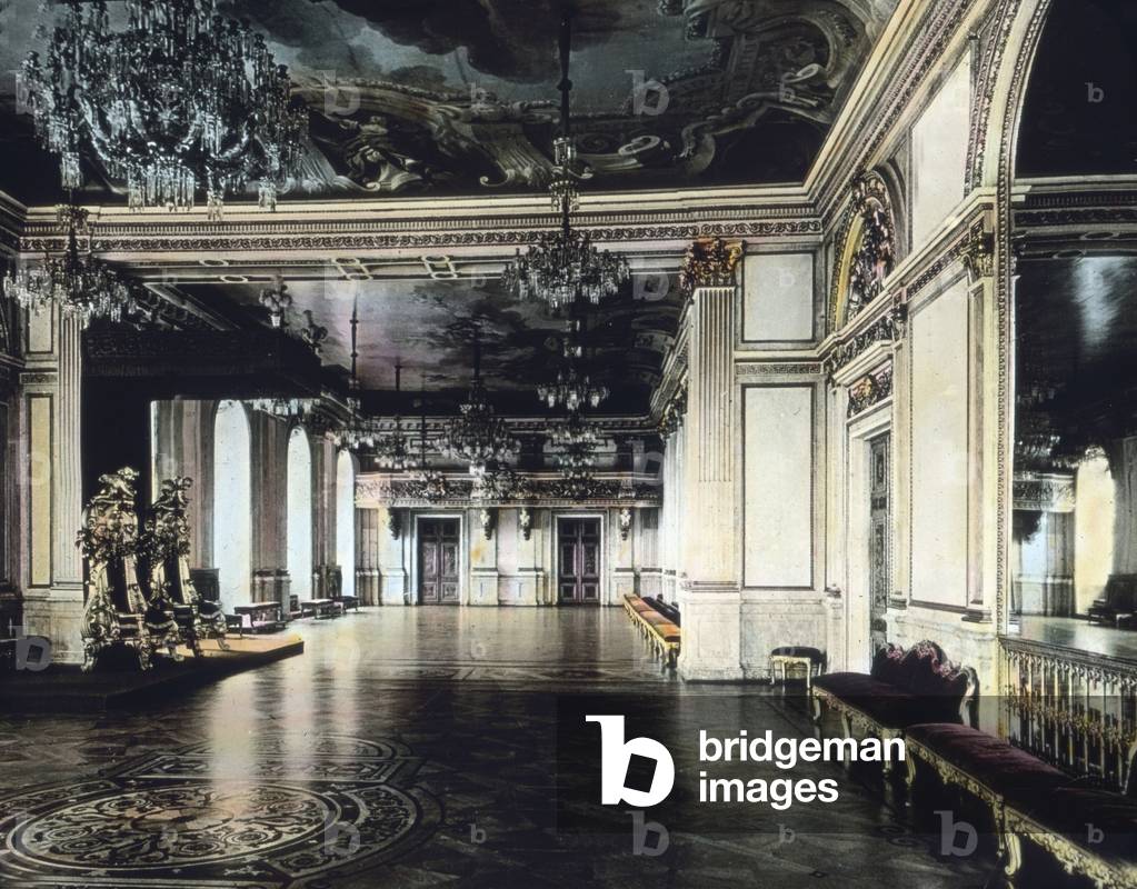 Sweden, Stockholm, Banqueting rooms - the White Sea Halls - in the Royal Palace. Image date: circa 1920. Carl Simon Archive