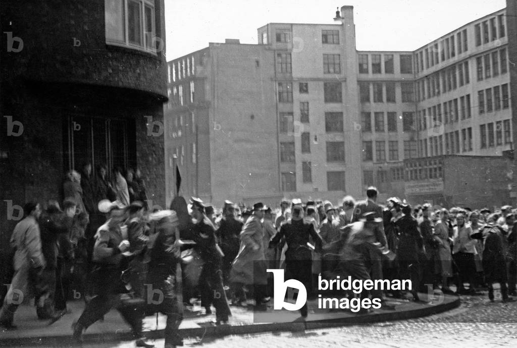 A demonstration escalates, 1950s