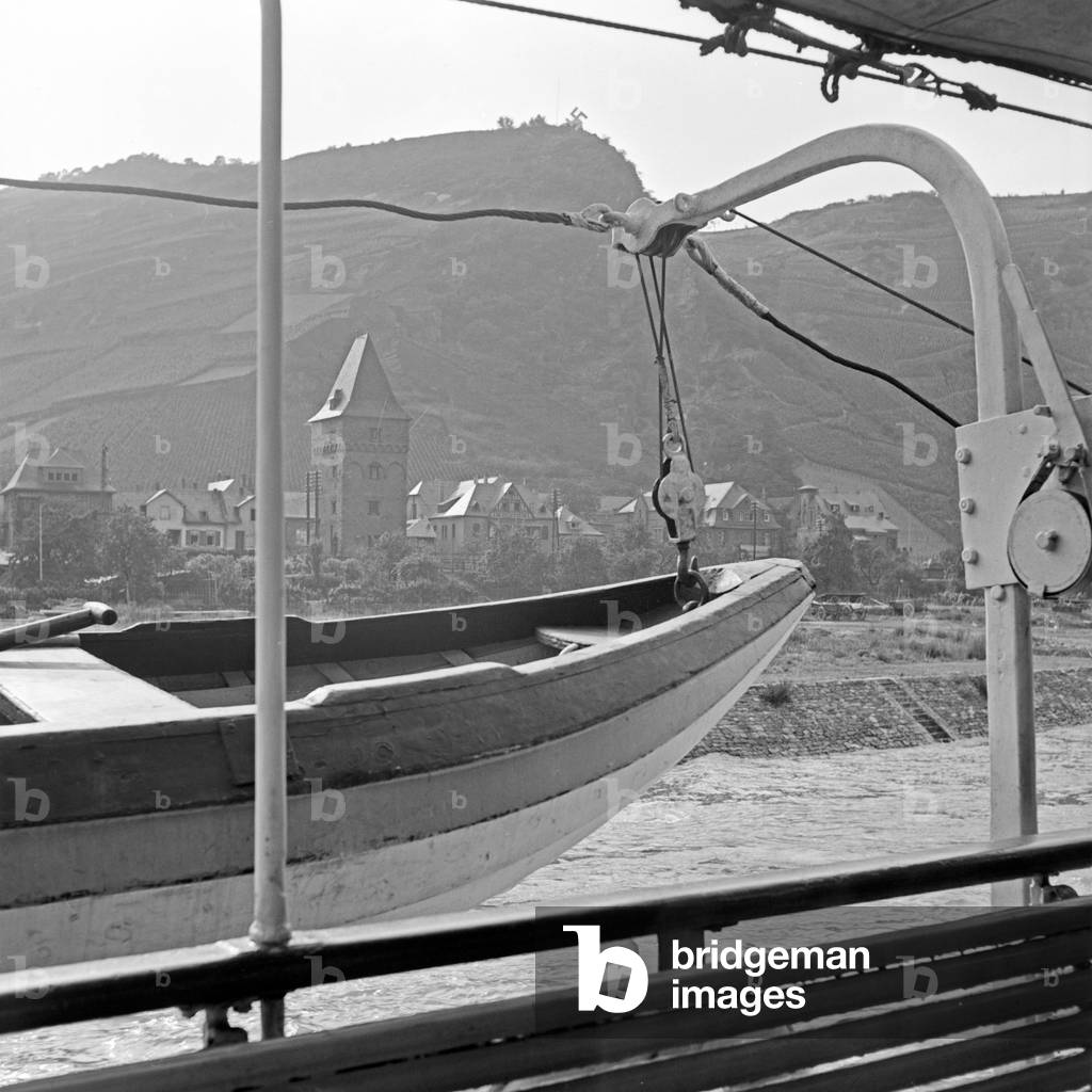 A white fleet ship on the river Rhine at Bacharach, Germany 1930s (b/w photo)