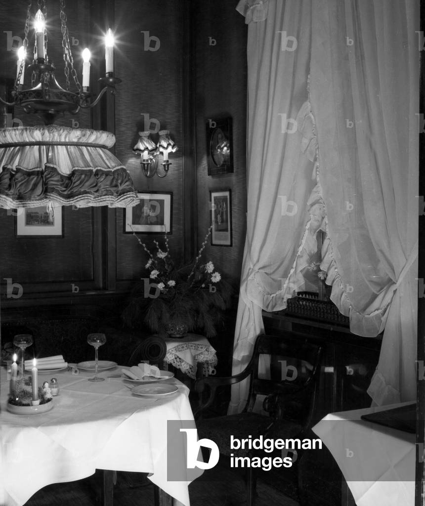 Interior of a chambre separee at the legendary gourmet seafood restaurant 