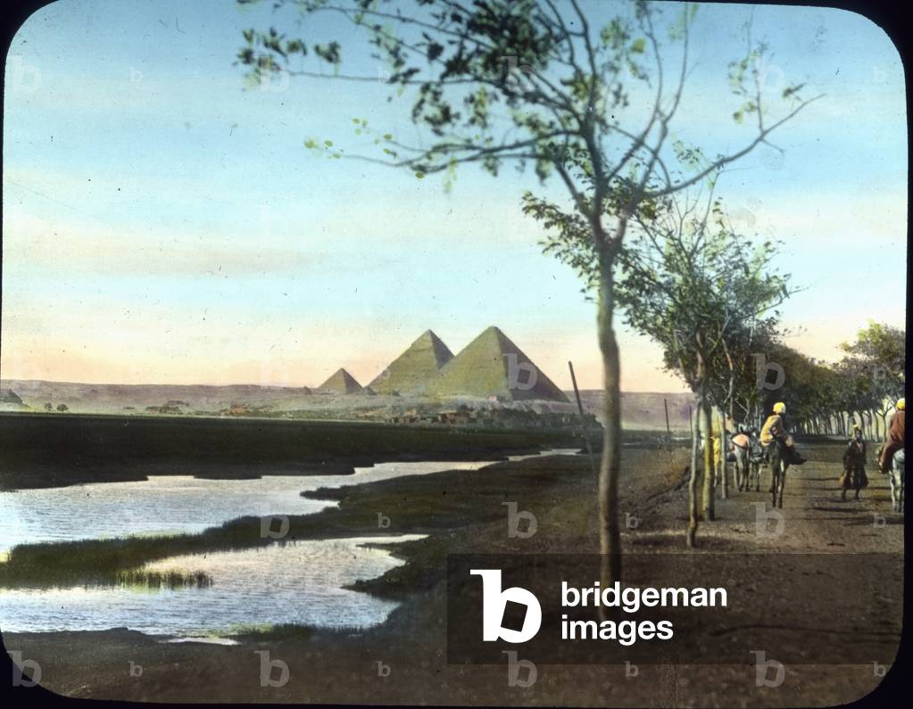 Path to the Pyramids