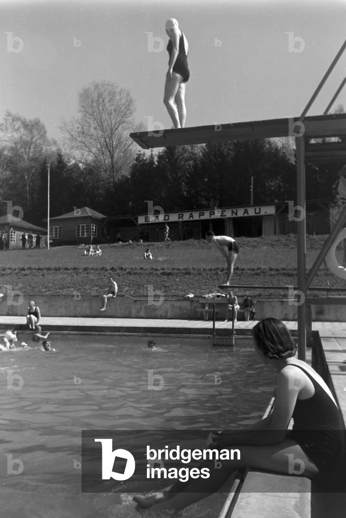 A stay at a health resort in Bad Rappenau, Germany 1930s (b/w photo)