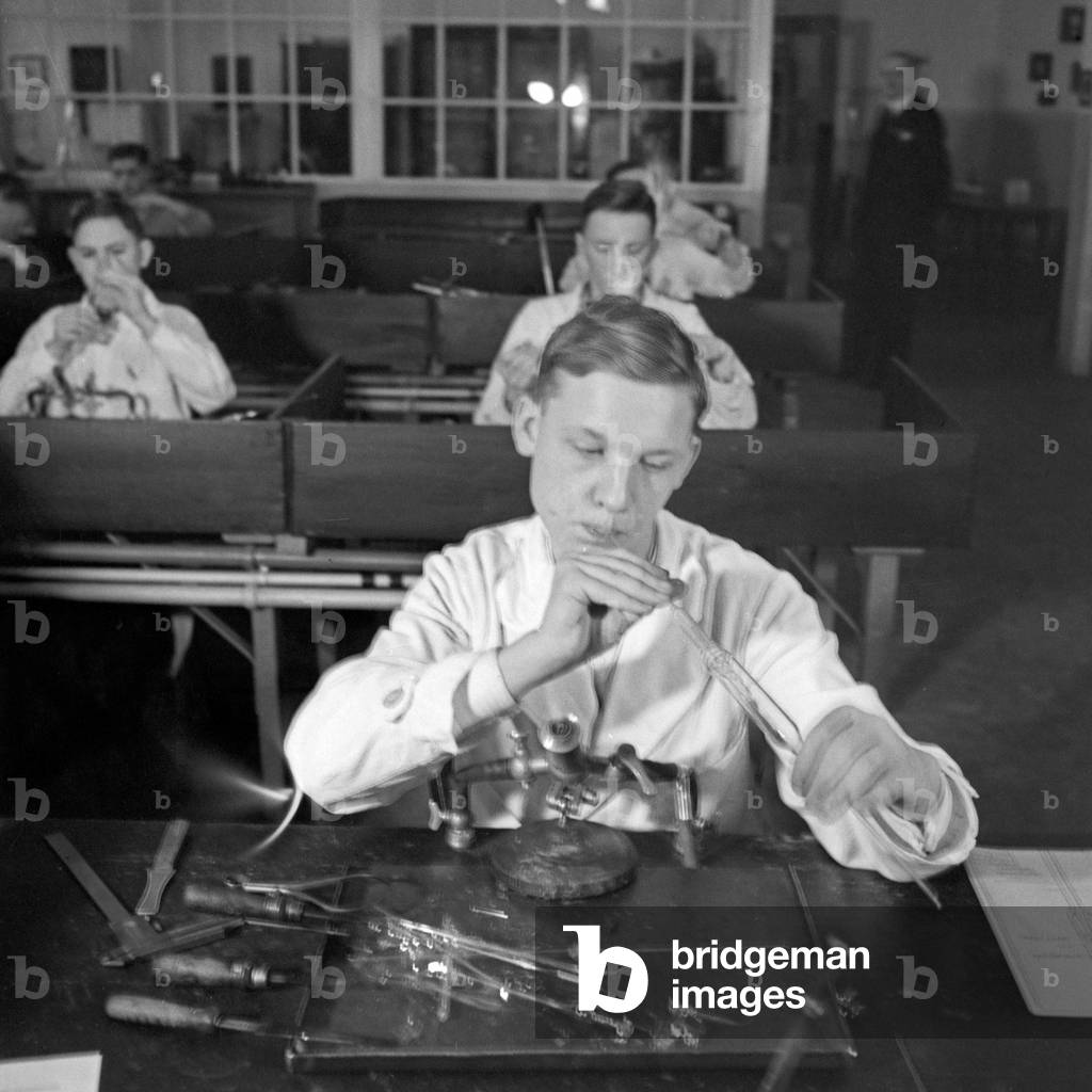 Glassblower as a competitor of the Reichsberufswettkampf contest 1937, Germany 1930s