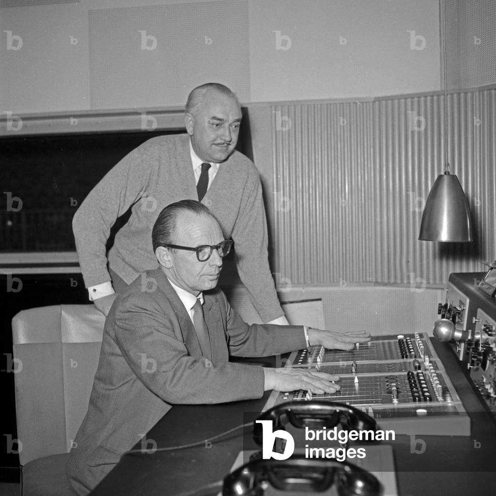 Sound engineer and set designer at the play 