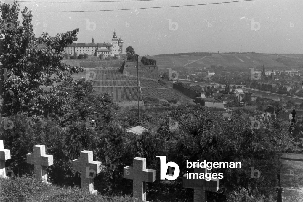 A trip to Würzburg, Germany 1930s (b/w photo)