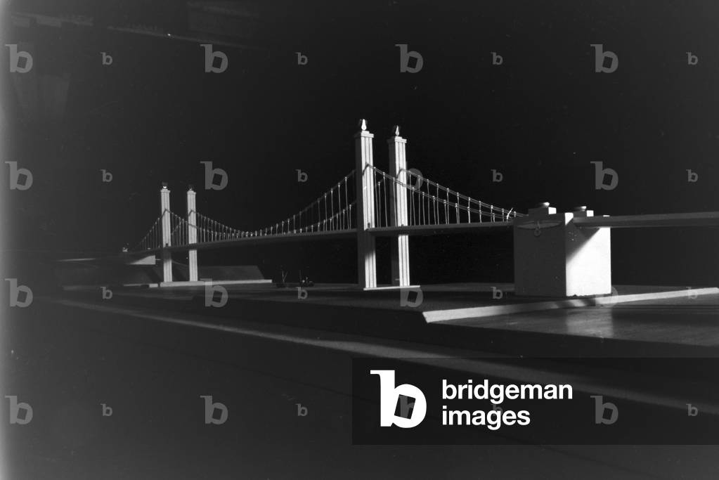 Model of a planned bridge produced by bidge construction company J. Gollnow & Sohn at Stettin, Germany 1930s (b/w photo)