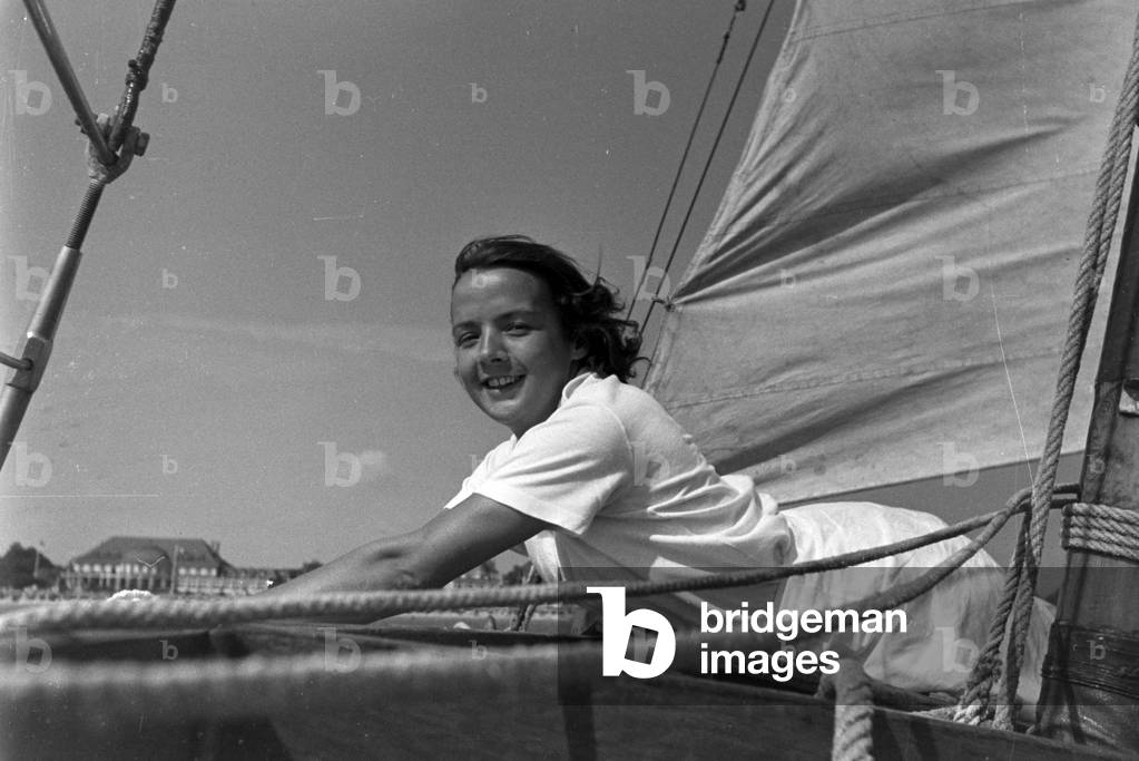 A summer day at the Baltic Sea, Germany 1930s (b/w photo)