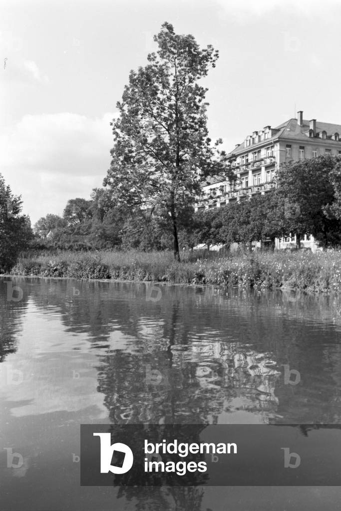 A trip to Bad Kissingen, Germany 1930s (b/w photo)