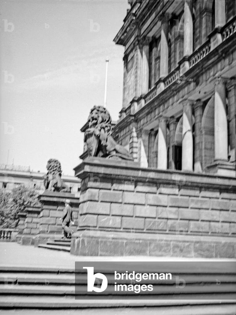 Entrance to the Koenigsberg stock exhcange, East Prussia 1930s (b/w photo)