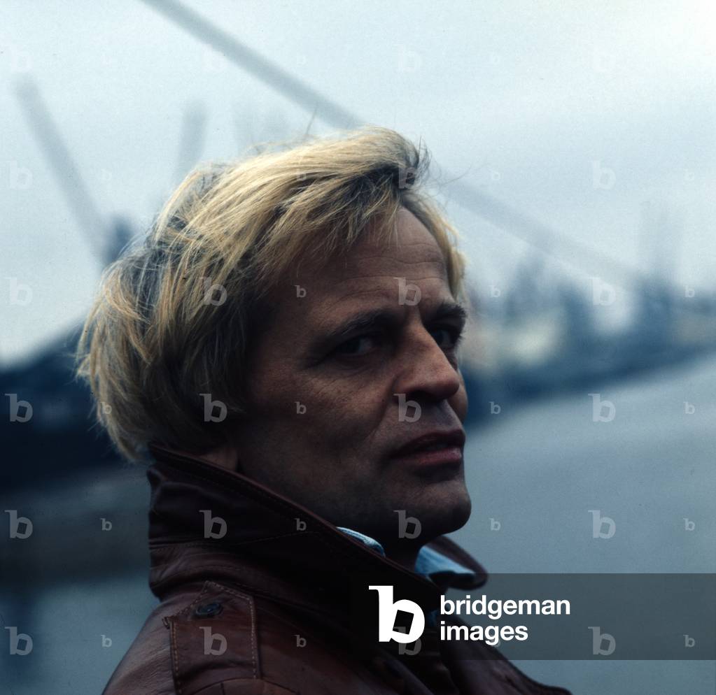 German actor Klaus Kinski at a photocall at Hamburg harbor, March 1975