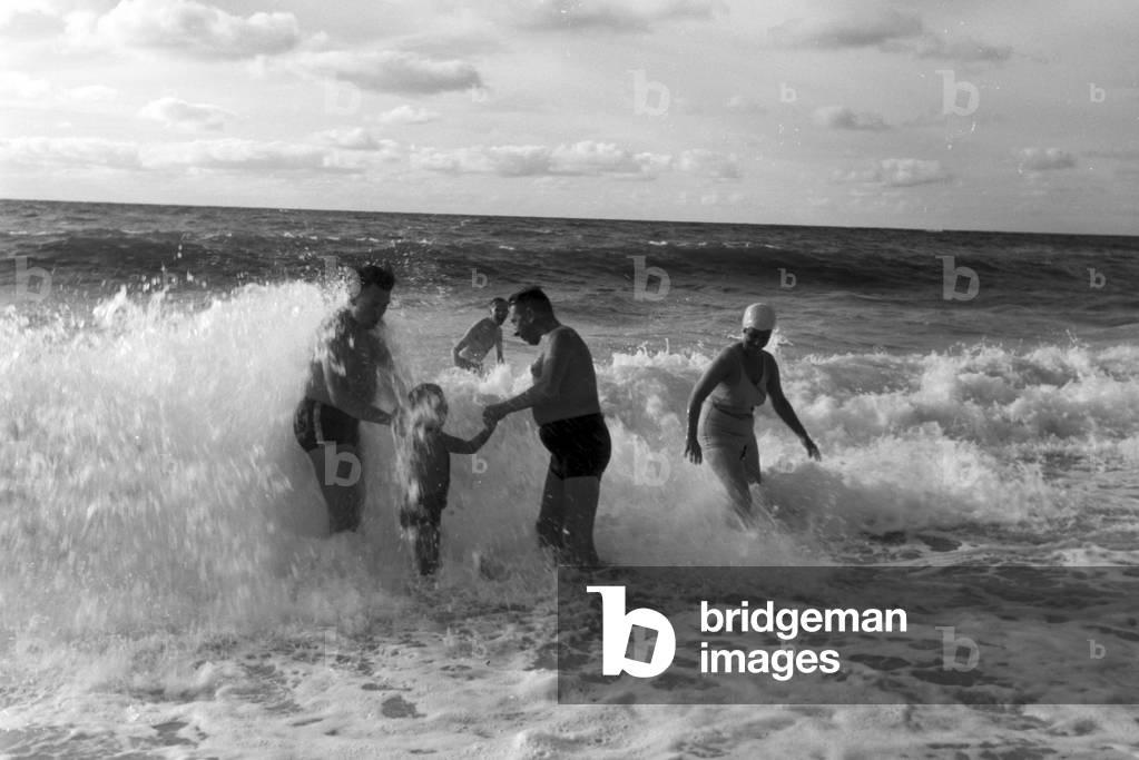 Vacations on Westerland, Germany 1930s (b/w photo)