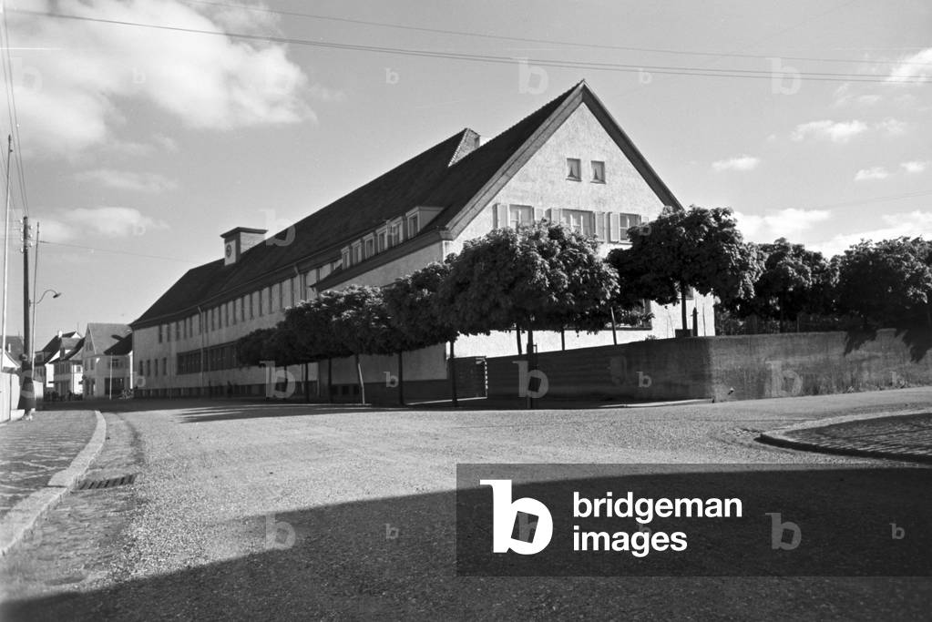 A trip to Trossingen, Germany 1930s (b/w photo)