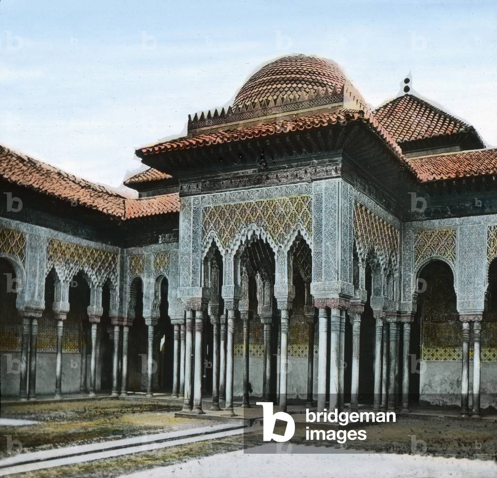 Alhambra, Court of the Lion, Gateway