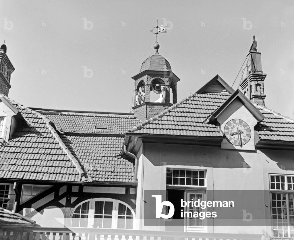 Front of a mother and child recreation home at Tabarz, Thuringia (b/w photo)