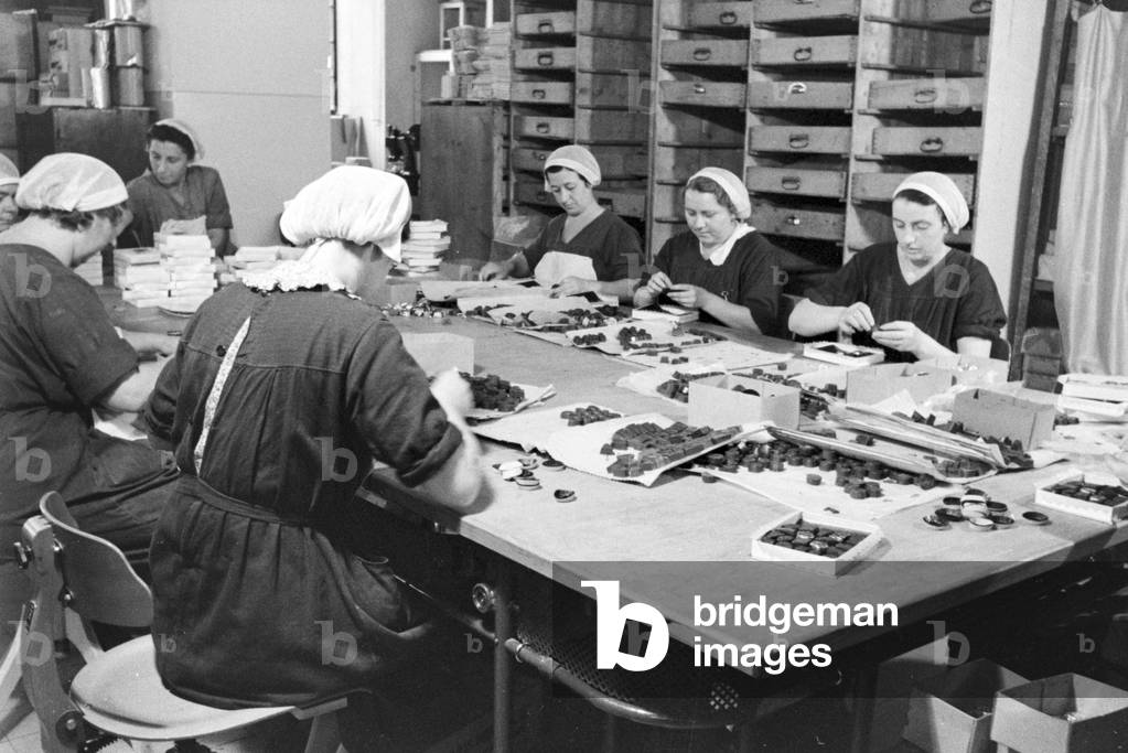 A trip to Vienna, Germany 1930s (b/w photo)