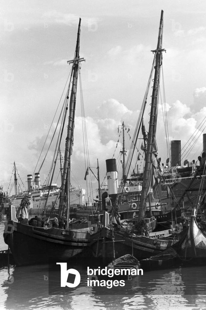 A trip to Italy, Italy 1930s (b/w photo)