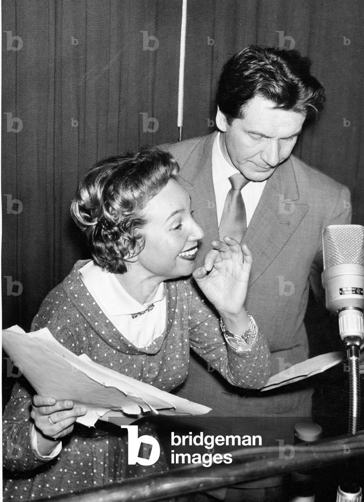German opera singer Anneliese Rothenberger with actor Hermann Lenschau, Germany 1950s