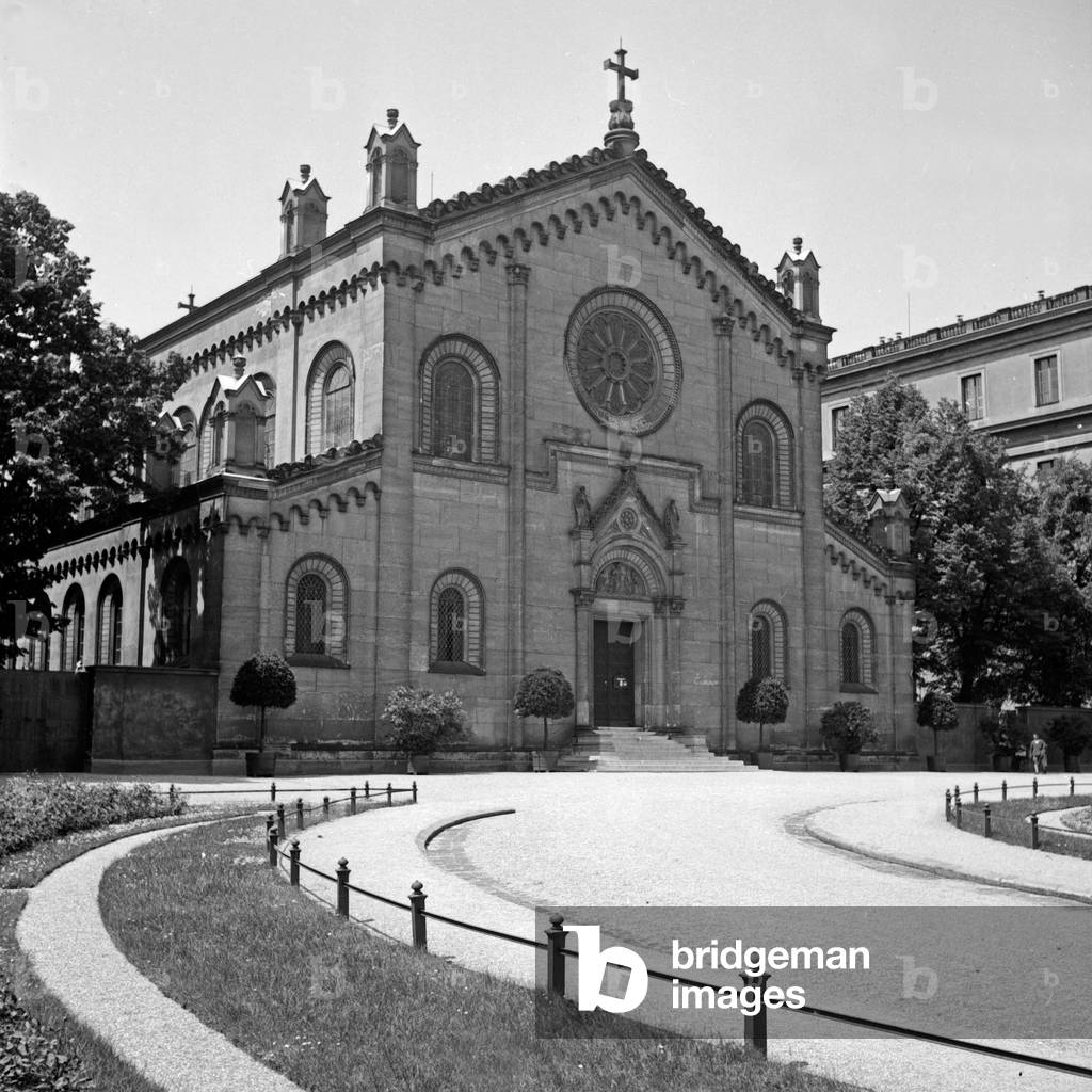 Court church of all Saints at the East of the royal residence at Munich, Germany 1930s (b/w photo)