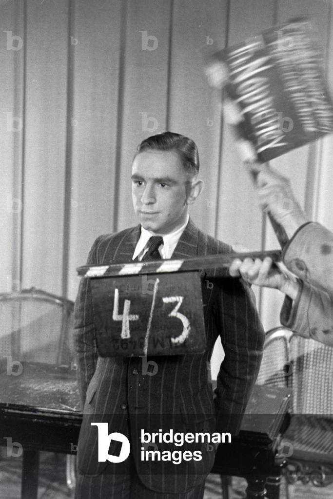 Actor at the audition for the film Familienanschluss by Carl Boese, Germany ca.1940 (b/w photo)
