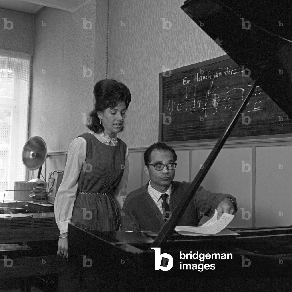 Participants of the Hamburg music festival for amateur composers and lyricists doing rehearsals, Germany 1960s