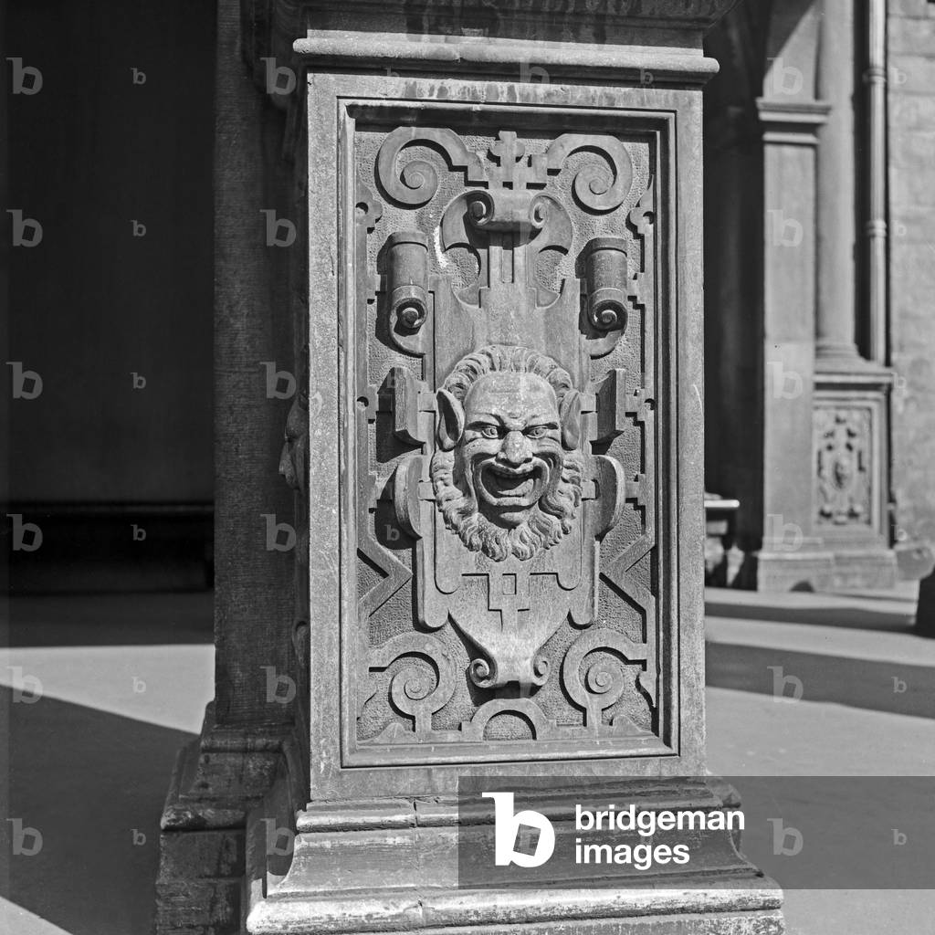 Pilaster at Aachen cathedral, Germany 1930s (b/w photo)