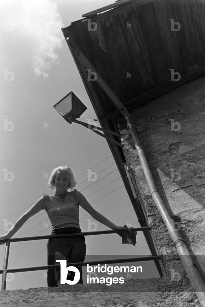 Vacation at Burghausen in Bavaria, Germany 1930s (b/w photo)