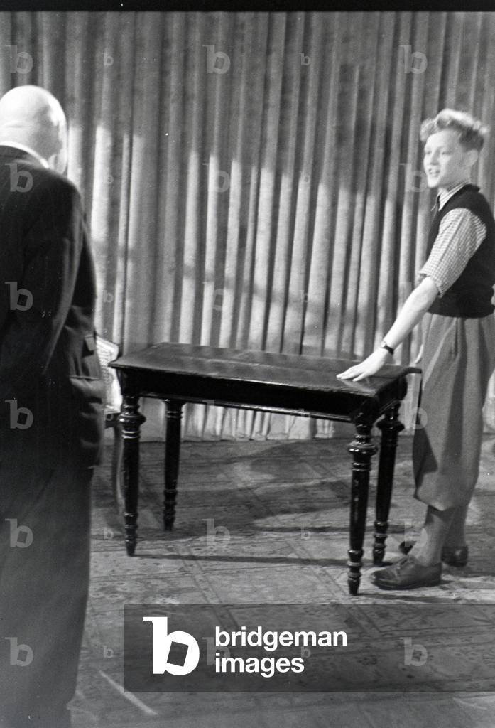 Actors at the audition for the film Familienanschluss by Carl Boese, Germany ca.1940 (b/w photo)