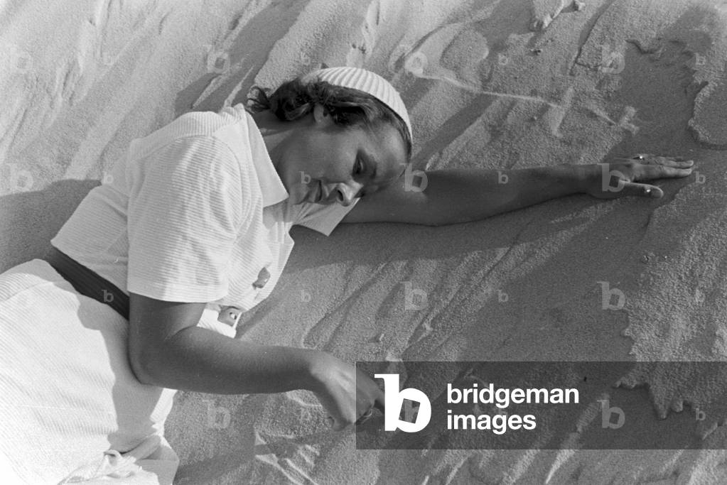 Vacation at the Baltic Sea, Germany 1930s (b/w photo)