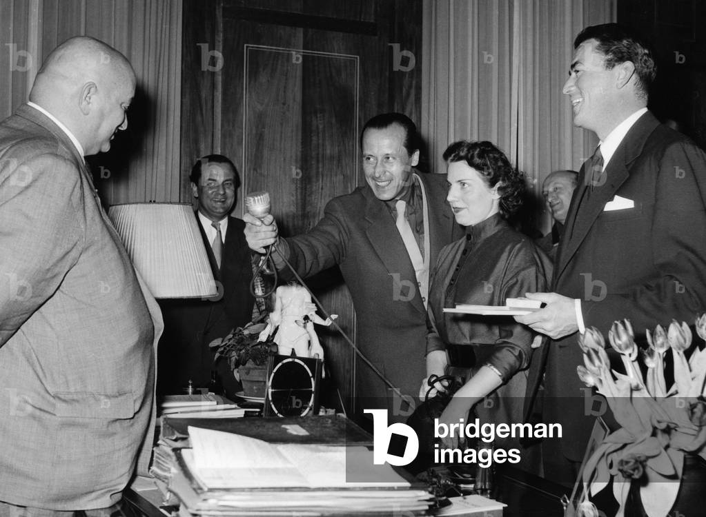 American actor Gregory Peck visits Frankfurt / Germany on promotional purpose for the premiere of his movie 