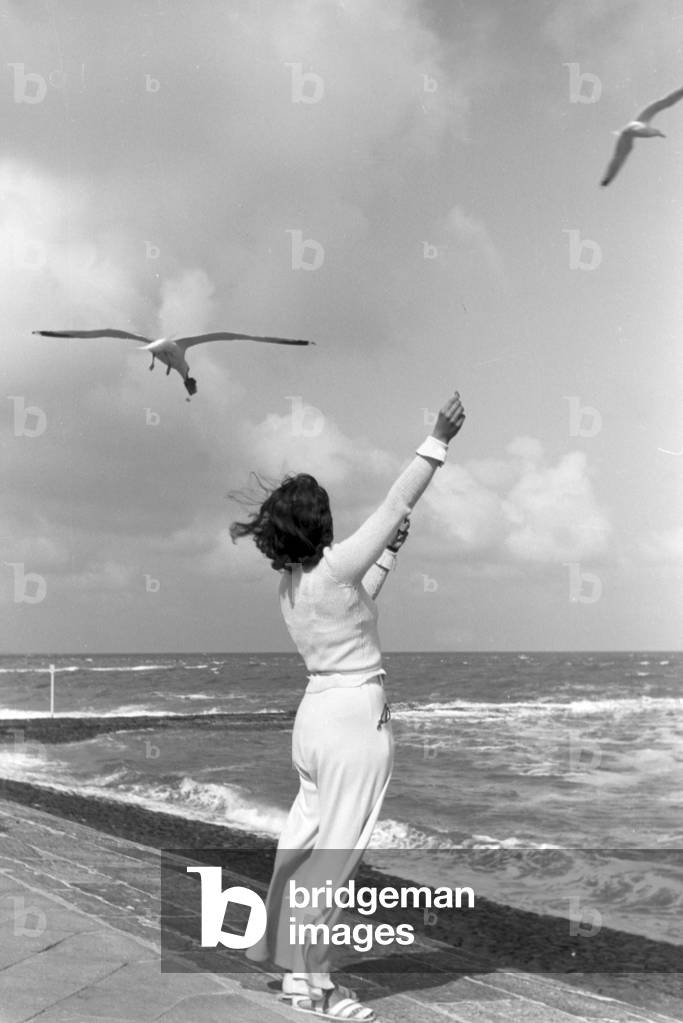 Vacations on Norderney, Germany 1930s (b/w photo)