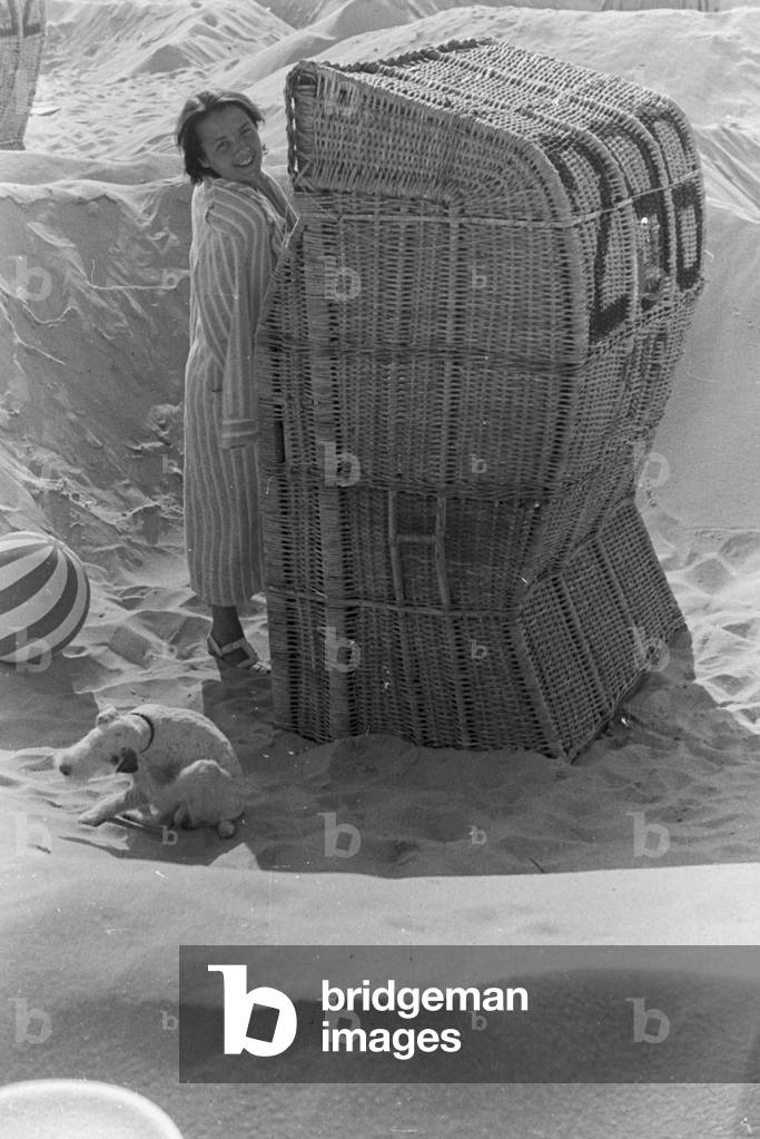 Vacation at the Baltic Sea, Germany 1930s (b/w photo)