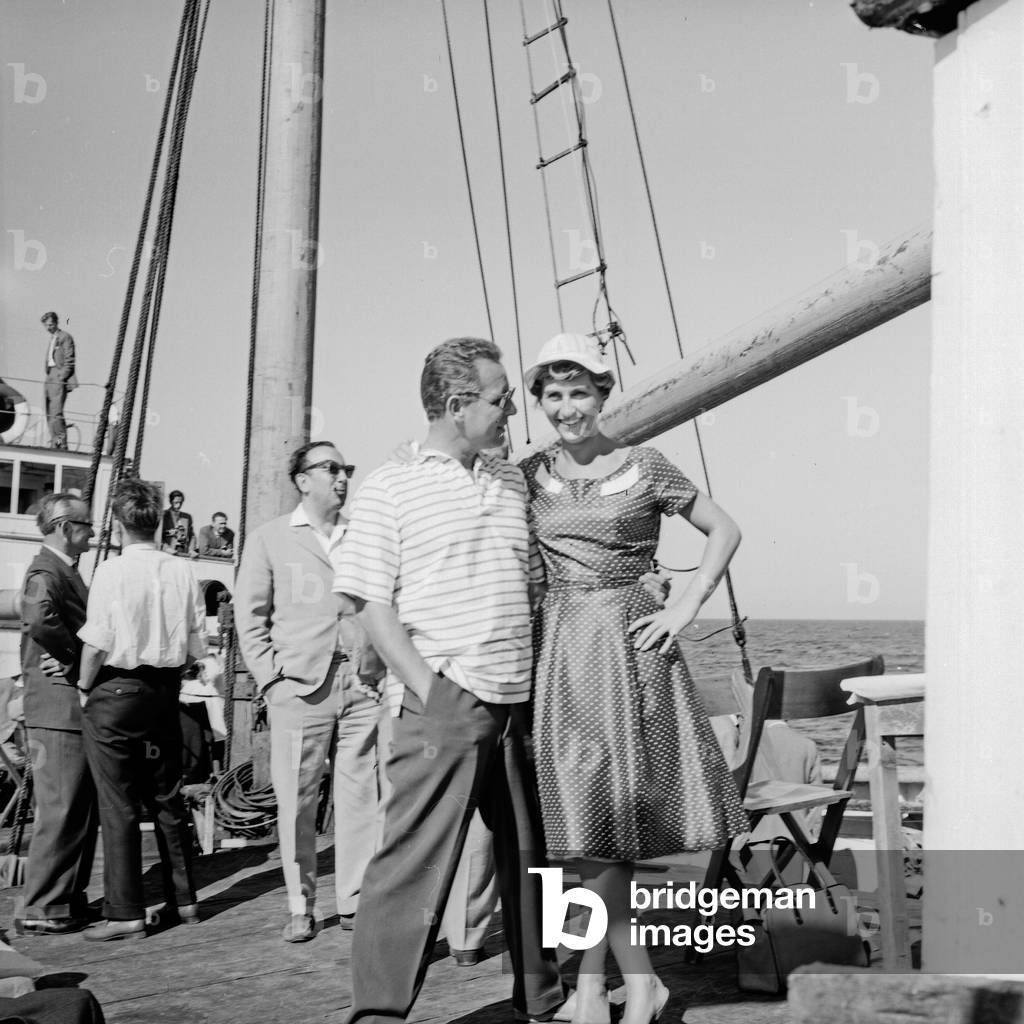 Voyagers and special guests on the Polydor ship 