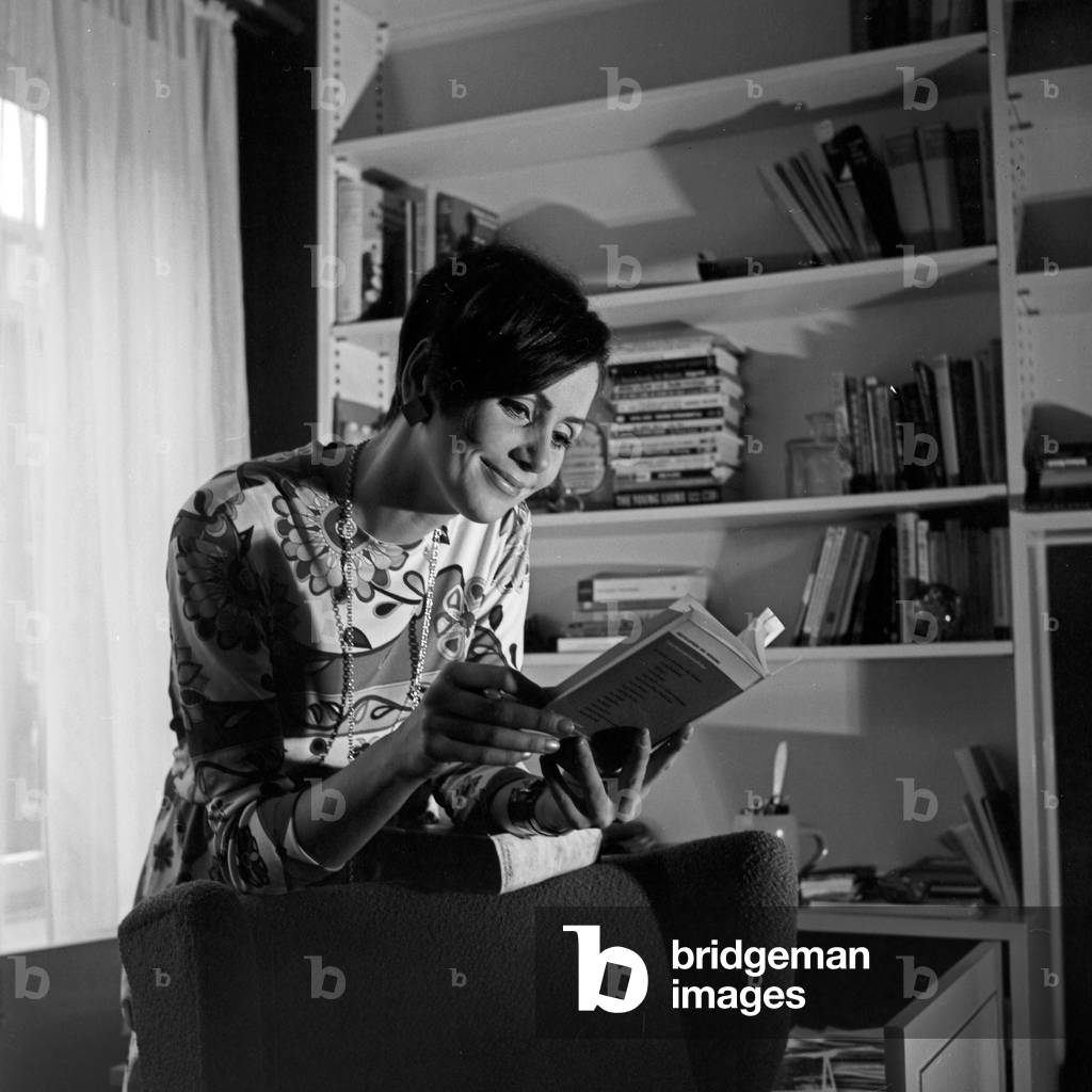 German journalist, TV presenter and author Marie Louise Steinbauer at Hamburg, Germany 1960s