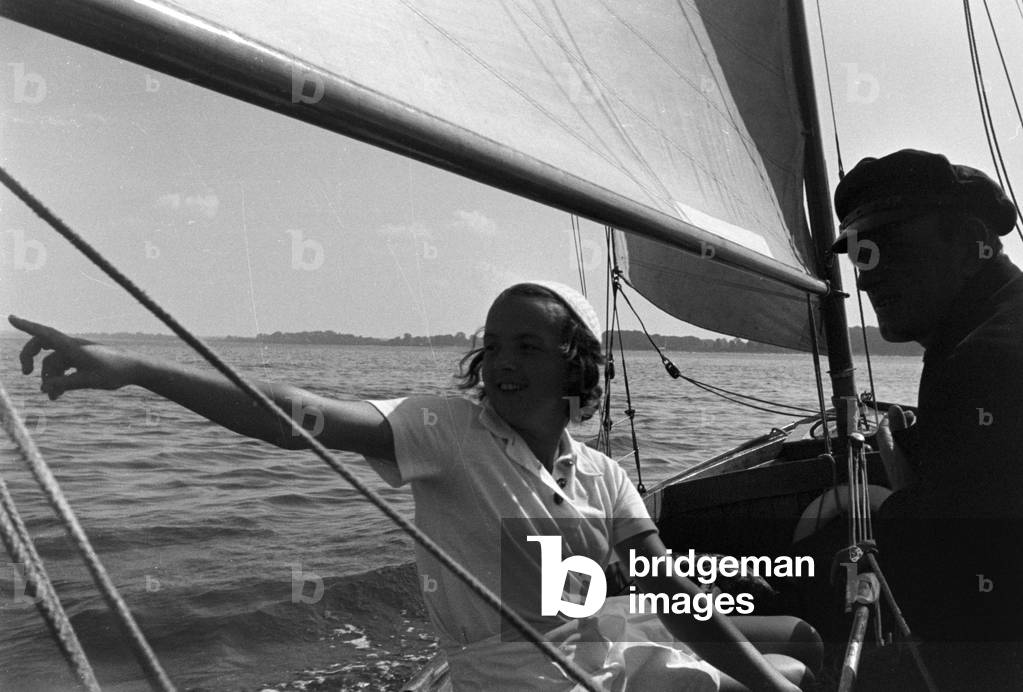 A summer day at the Baltic Sea, Germany 1930s (b/w photo)