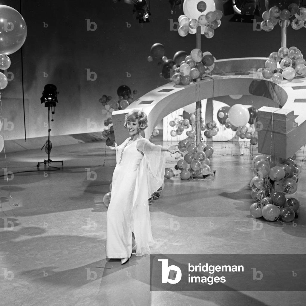 At the set to new year's eve TV show 
