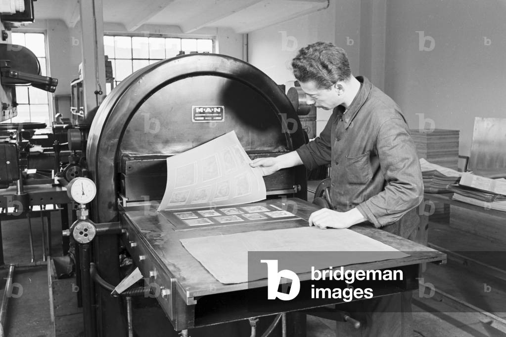 Production control in the MAN plants, Germany 1930s (b/w photo)
