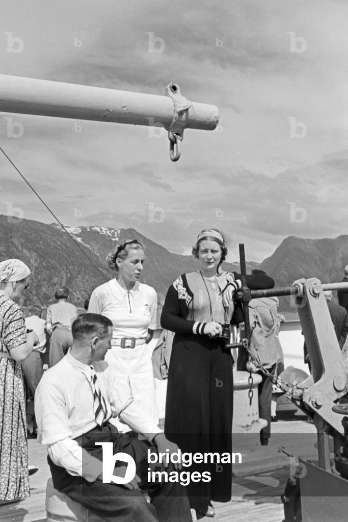 A cruise to Norway, Germany 1930s (b/w photo)