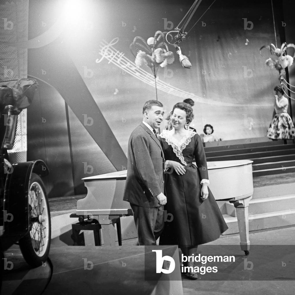 German singers Ilse Werner and Bully Buhlan at a NDR TV music show, Germany 1960s
