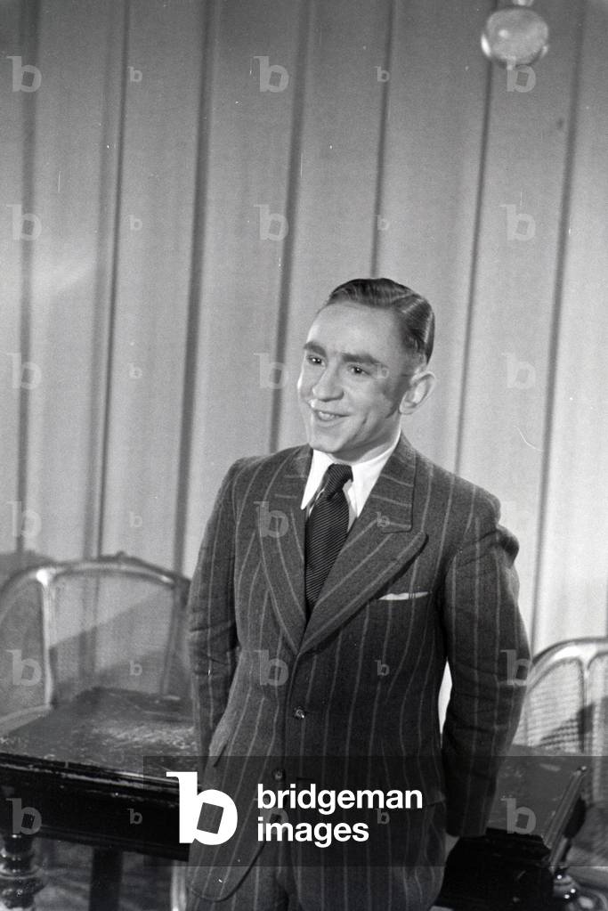 Actor at the audition for the film Familienanschluss by Carl Boese, Germany ca.1940 (b/w photo)
