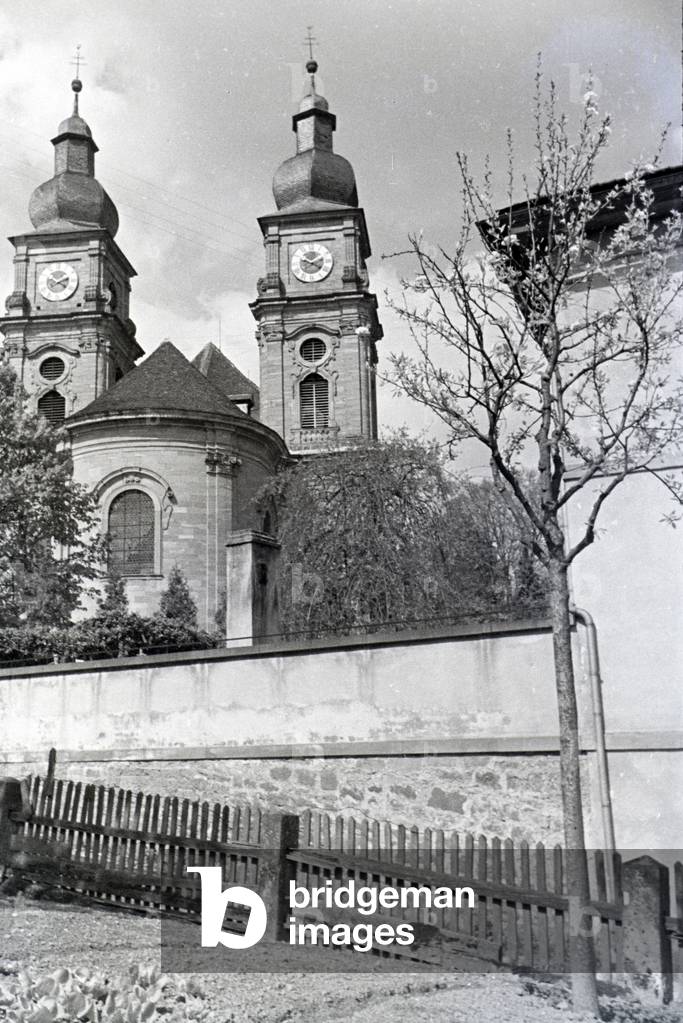 An excursion to Amorbach, Germany 1930s (b/w photo)